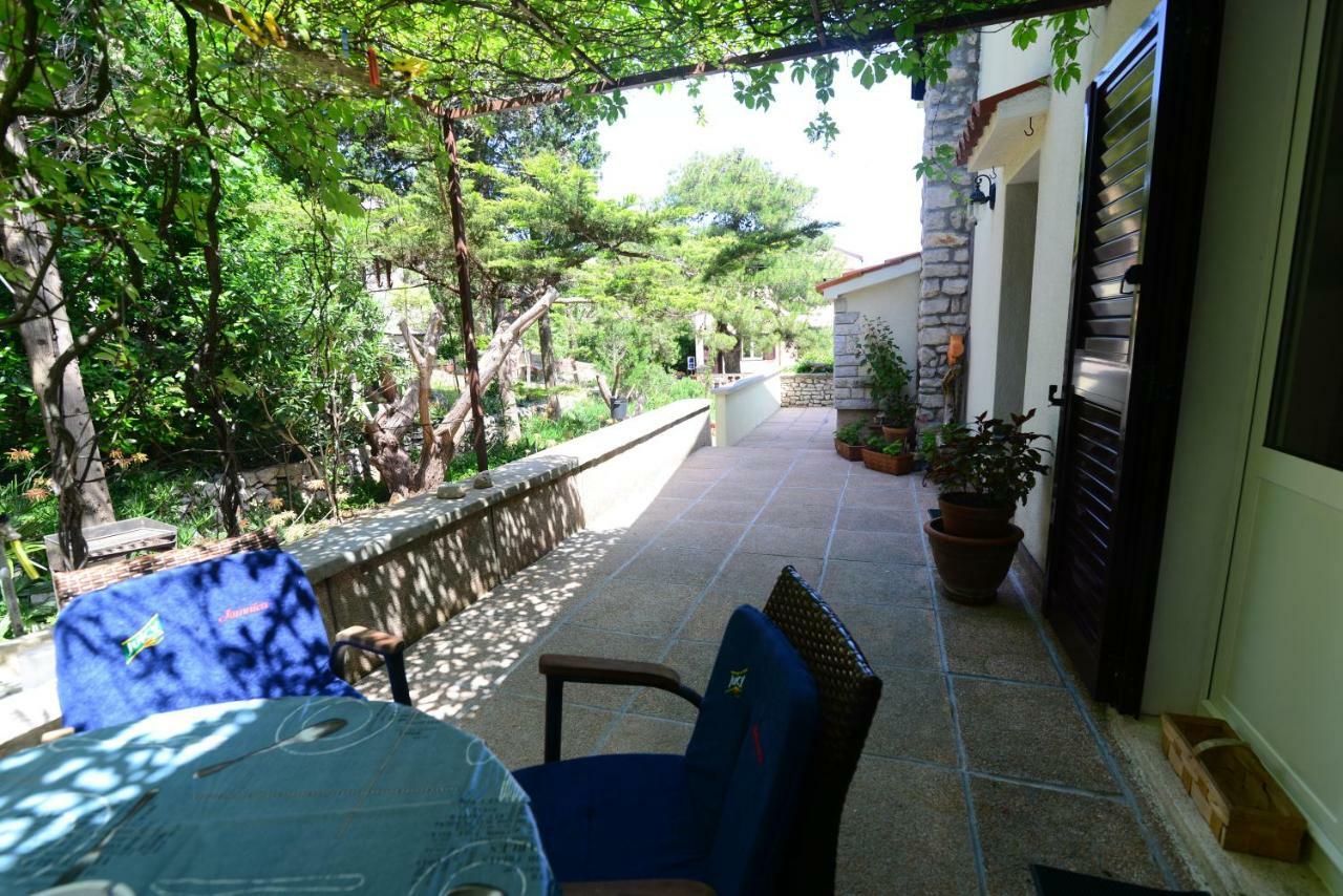 Holiday Home Villa Esperanca Veli Losinj Exterior photo